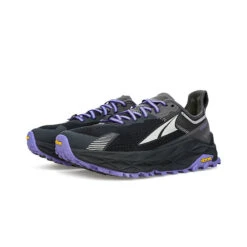 Altra Olympus 5 Womens Trail Running Shoe - Black/Grey -Mountaineering Equipment Store Altra Womens Olympus 5 Black Grey 05