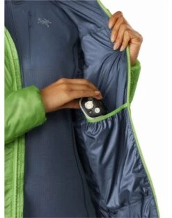 ArcTeryx Nuclei FL Womens Insulated Hooded Jacket 17 ArcTeryx Nuclei FL Womens Insulated Hooded Jacket -Mountaineering Equipment Store ArcTeryx Nuclei Fast and Light Womens Jacket Pockets 724011