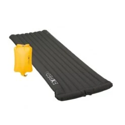 Exped Dura 6R All-Season Sleeping Mat - Medium 7 Exped Dura 6R All-Season Sleeping Mat - Medium -Mountaineering Equipment Store ExpedDura6RAllSeasonsSleepingMat Mediumwithpump 481062