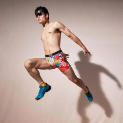 SAXX Volt Breathable Mesh Boxer Brief -Mountaineering Equipment Store SAXX Volt Breathable Mesh Boxer Brief Parrot Isle 03