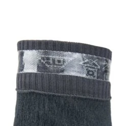 Sealskinz Waterproof Warm Weather Hydrostop Mid Length Socks 7 Sealskinz Waterproof Warm Weather Hydrostop Mid Length Socks -Mountaineering Equipment Store Sealskinz Waterproof Warm Weather Mid Length Hydrostop Socks Black Grey 02