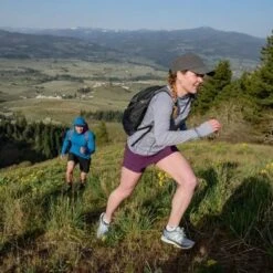 Outdoor Research Equinox Cape Cap -Mountaineering Equipment Store capecap2 733049